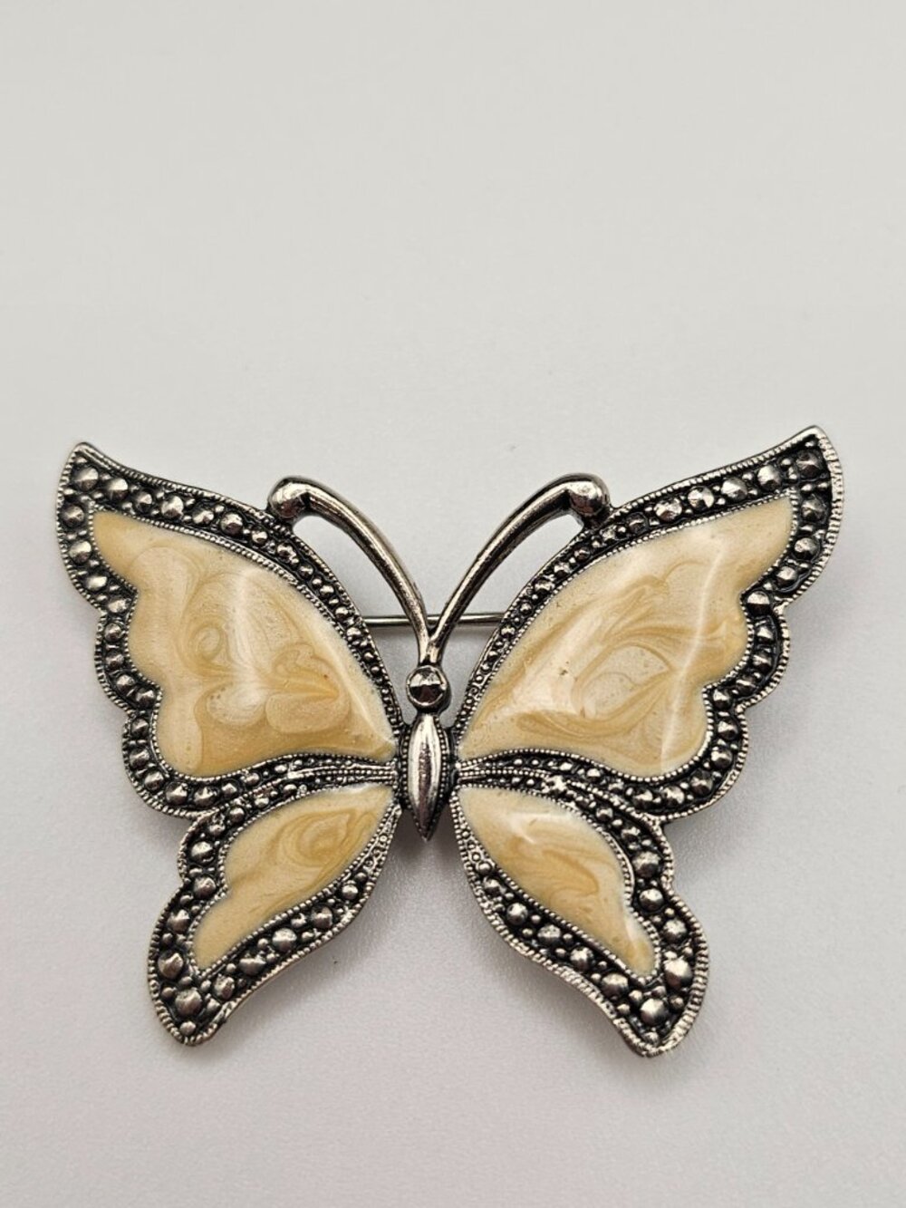 Vintage 1991 Avon Whispering Wings Pin Brooch Cream Enamel Marcasite Butterfly